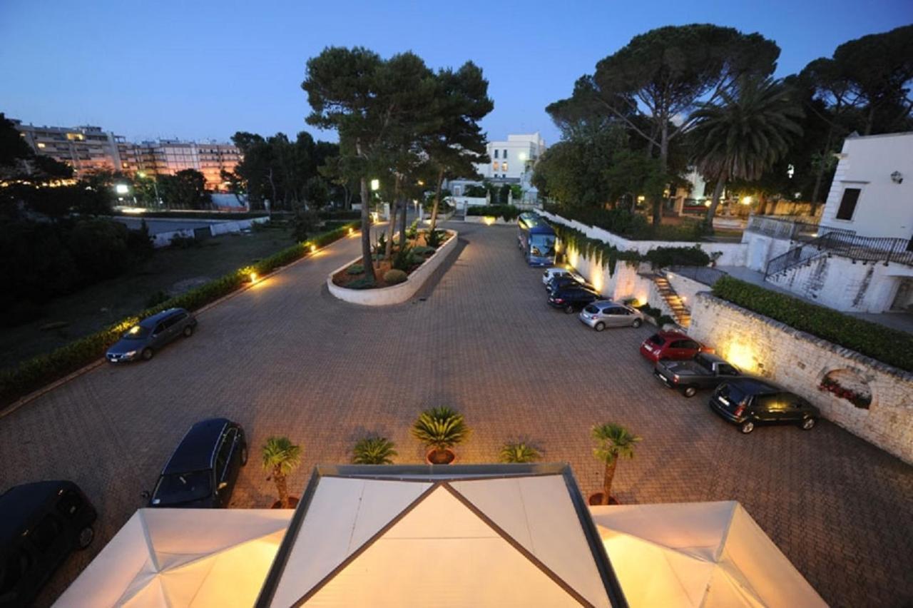 Hotel Villa Rosa Martina Franca Exterior foto