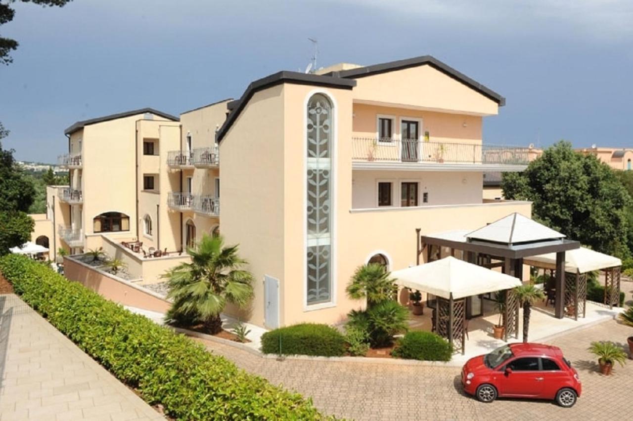 Hotel Villa Rosa Martina Franca Exterior foto